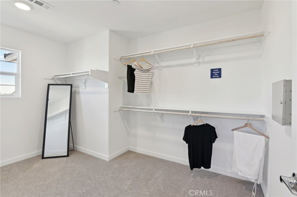 https://media.crmls.org/medias/2e5b4a82-b35c-48d9-aec0-249c620ec2c6.jpg?preset=X-Large