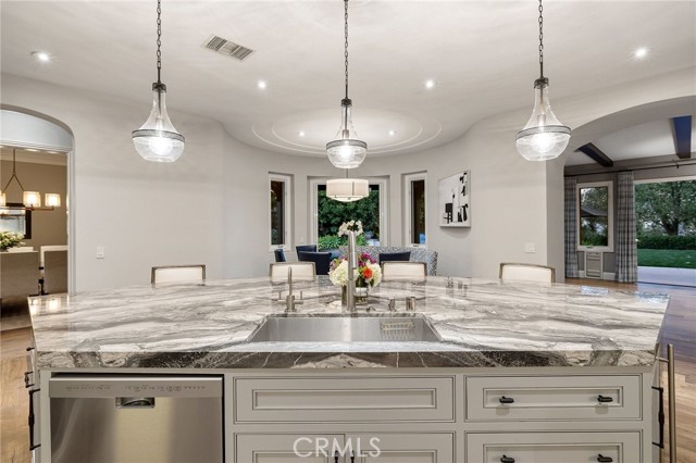 Detail Gallery Image 13 of 37 For 3850 Prado De Las Uvas, Calabasas,  CA 91302 - 5 Beds | 5 Baths