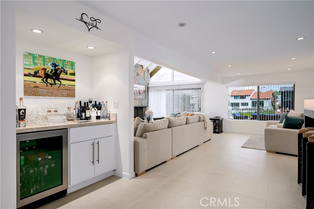 Detail Gallery Image 8 of 51 For 1359 Southwind Cir, Westlake Village,  CA 91361 - 4 Beds | 3 Baths