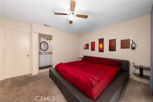 Detail Gallery Image 12 of 22 For 1951 E Washington Ave, San Jacinto,  CA 92583 - 2 Beds | 2 Baths