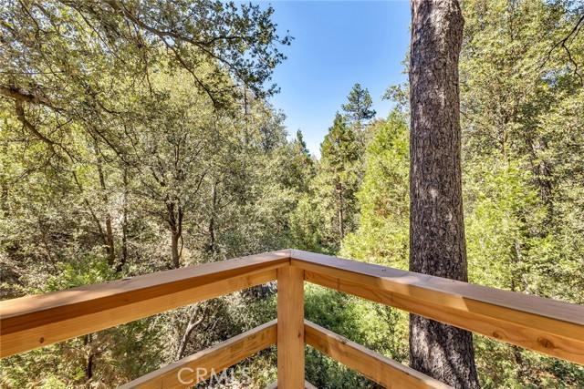 25405 Point Of Rocks Drive, Idyllwild CA: https://media.crmls.org/medias/2e5db592-6673-446c-98a7-62a5fa36c390.jpg