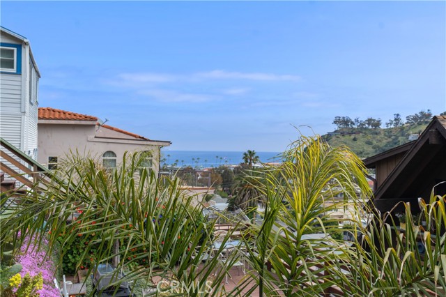 Detail Gallery Image 22 of 44 For 358 Metropole Ave, Avalon,  CA 90704 - 5 Beds | 4 Baths
