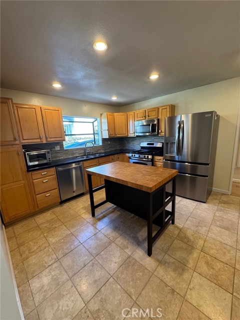 Detail Gallery Image 17 of 19 For 2306 Ruhland Ave #B,  Redondo Beach,  CA 90278 - 3 Beds | 2 Baths