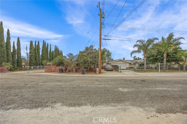 Detail Gallery Image 35 of 45 For 2365 Chatterton, Norco,  CA 92860 - 5 Beds | 2 Baths