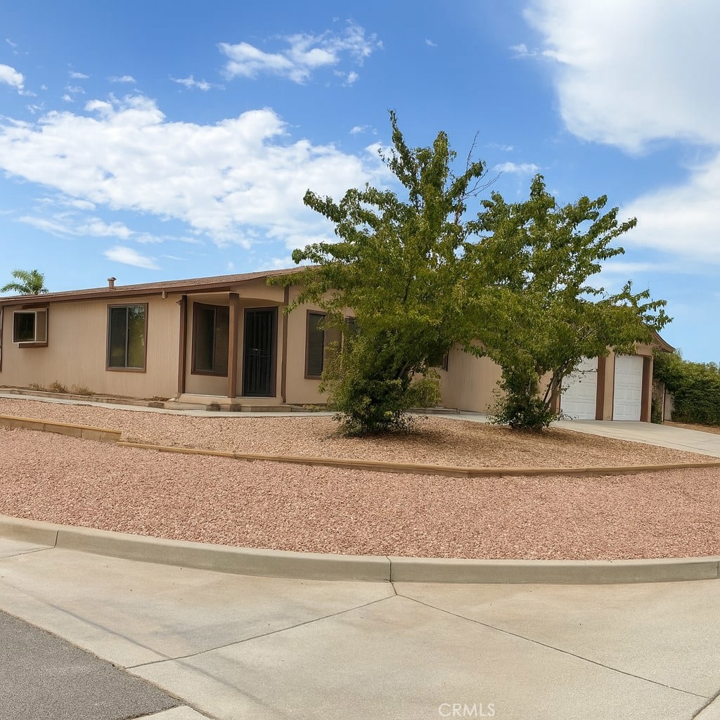 642 Roadrunner Way