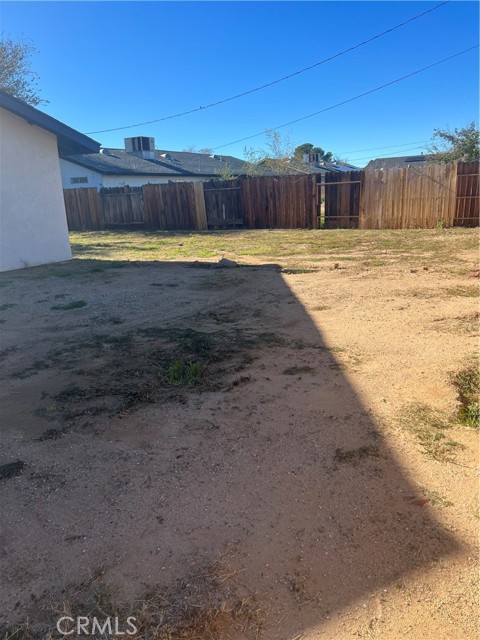 Detail Gallery Image 20 of 25 For 8873 Holly, California City,  CA 93505 - 3 Beds | 2 Baths