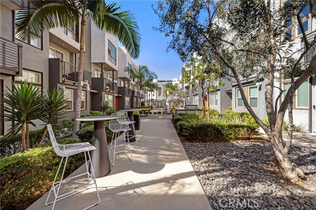 Detail Gallery Image 49 of 67 For 162 Placemark, Irvine,  CA 92614 - 3 Beds | 3/1 Baths