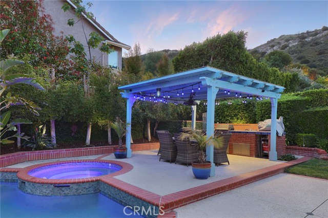 24632 Stagg Street, West Hills CA: https://media.crmls.org/medias/2e5fd639-3668-4ab7-b917-ce9857d64bc2.jpg