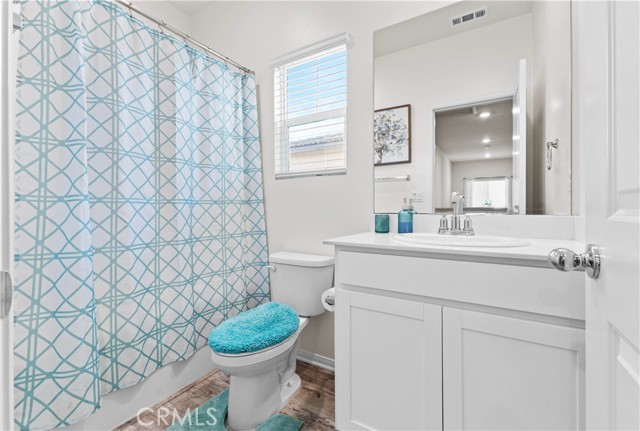 Detail Gallery Image 17 of 33 For 29109 Soraya, Lake Elsinore,  CA 92530 - 4 Beds | 3 Baths