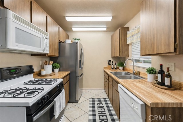 Detail Gallery Image 12 of 30 For 839 Richland, Upland,  CA 91786 - 2 Beds | 1/1 Baths