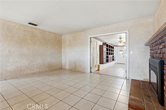 Detail Gallery Image 31 of 68 For 24053 Road 212, Lindsay,  CA 93247 - 3 Beds | 2 Baths