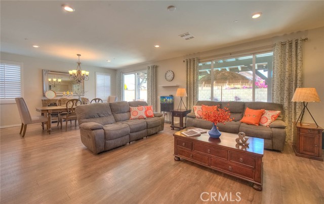 Image 10 of 67 For 14861 Henry Street