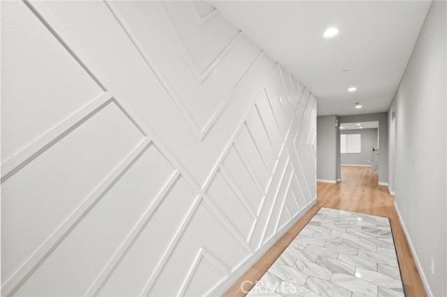 Image 4 of 60 For 431 Daniella Way