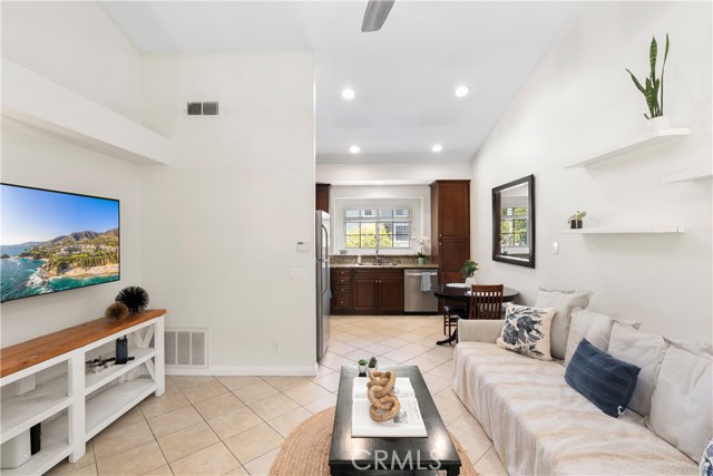 Detail Gallery Image 9 of 22 For 23412 Pacific Park 7c,  Aliso Viejo,  CA 92656 - 1 Beds | 1 Baths
