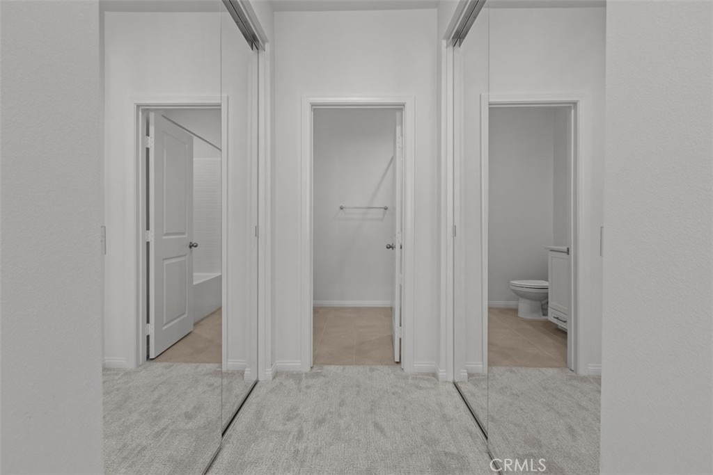 https://media.crmls.org/medias/2e62720f-5bcc-46d1-ae17-850e361ad16b.jpg?preset=X-Large