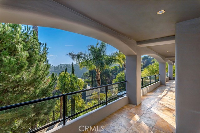 7218 Mulholland Drive, Los Angeles, California 90068, 6 Bedrooms Bedrooms, ,9 BathroomsBathrooms,Single Family Residence,For Sale,Mulholland,SR24051055