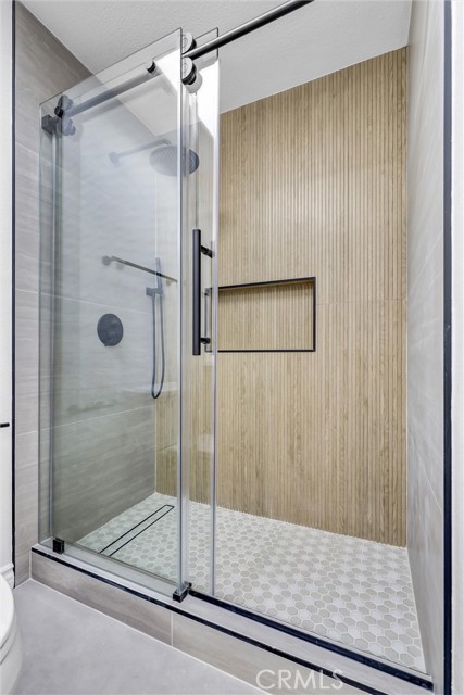 Detail Gallery Image 36 of 52 For 6 Mandrake Way, Irvine,  CA 92612 - 5 Beds | 3 Baths