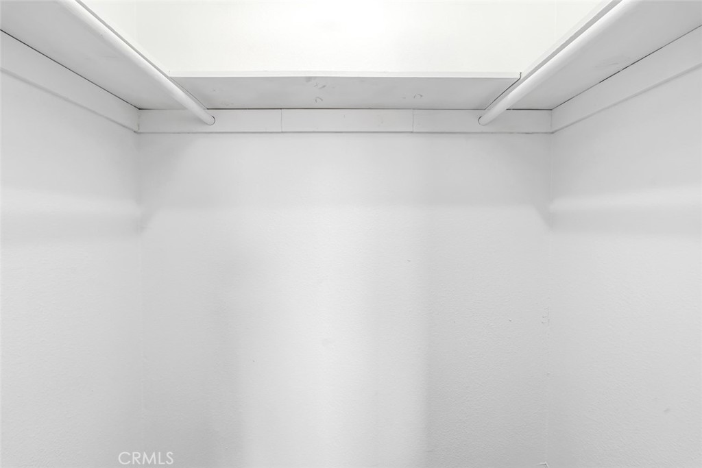 https://media.crmls.org/medias/2e63ce45-8f42-408e-b006-fb1104060c05.jpg?preset=X-Large