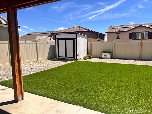 13876 Vantage Street, Moreno Valley CA: https://media.crmls.org/medias/2e652cc0-c74c-440b-9d39-882138044180.jpg