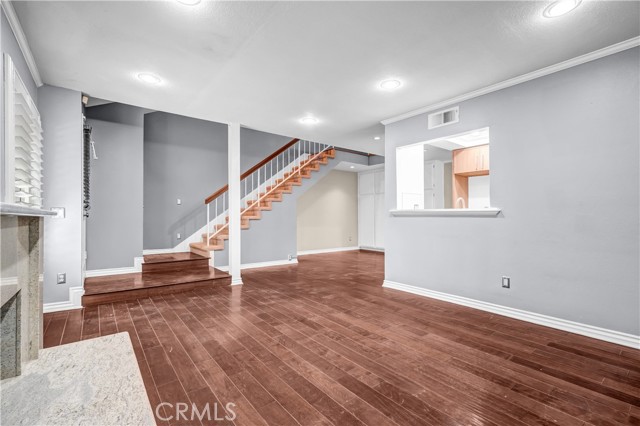 Detail Gallery Image 10 of 38 For 2325 S Mira Ct, Anaheim,  CA 92802 - 2 Beds | 1/1 Baths