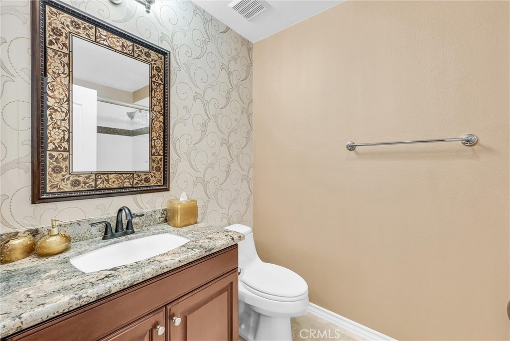 MLS #OC25275903 image #34