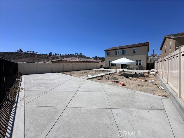 Detail Gallery Image 12 of 24 For 4615 Florence Dr, Lake Elsinore,  CA 92530 - 4 Beds | 3 Baths