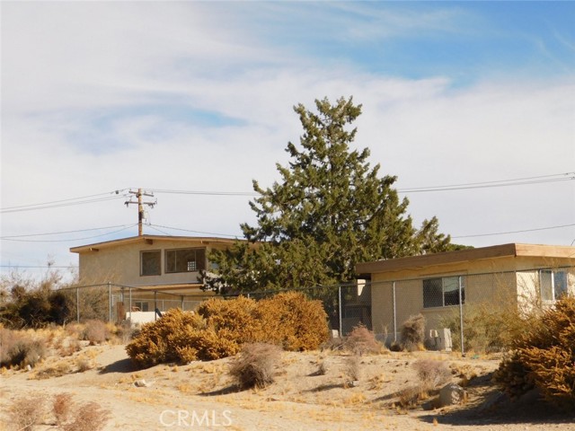 Detail Gallery Image 2 of 55 For 6845 Sage Ave, Yucca Valley,  CA 92284 - 5 Beds | 4 Baths