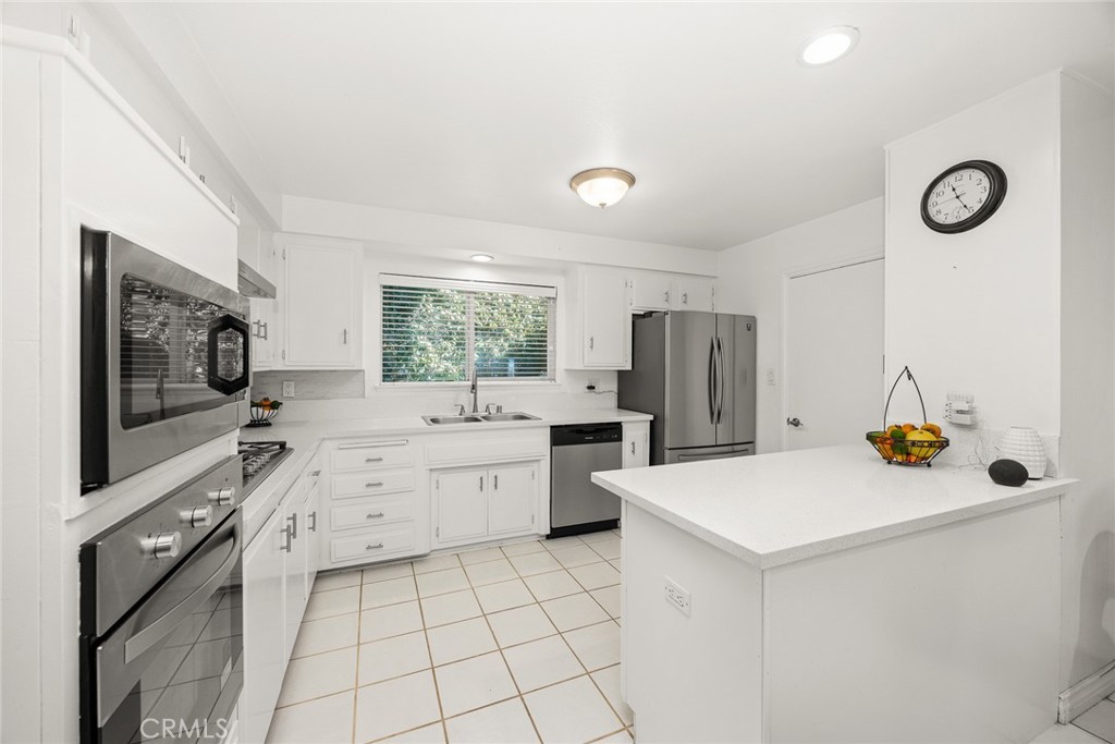 MLS #WS25263505 image #13