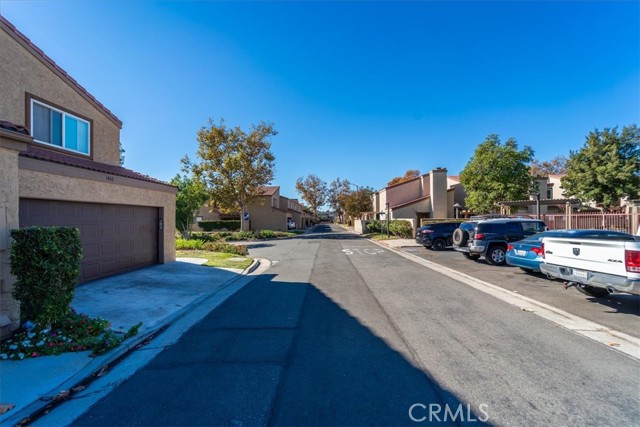 Detail Gallery Image 47 of 55 For 1320 Vista Grande #30,  Fullerton,  CA 92835 - 3 Beds | 2/1 Baths