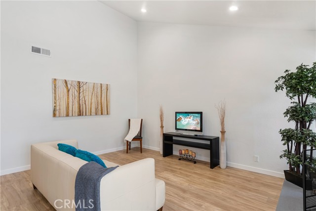 Detail Gallery Image 13 of 45 For 1233 N Diamond Bar Bld, Diamond Bar,  CA 91765 - 2 Beds | 2 Baths