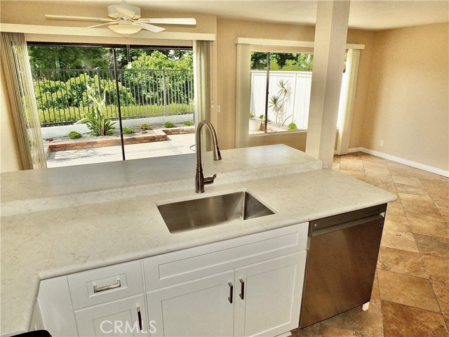 35 Bawley Street, Laguna Niguel CA: https://media.crmls.org/medias/2e68441f-b5f2-499a-93f0-a0d0368a9e53.jpg