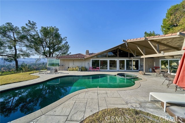 5354 Stardust Road