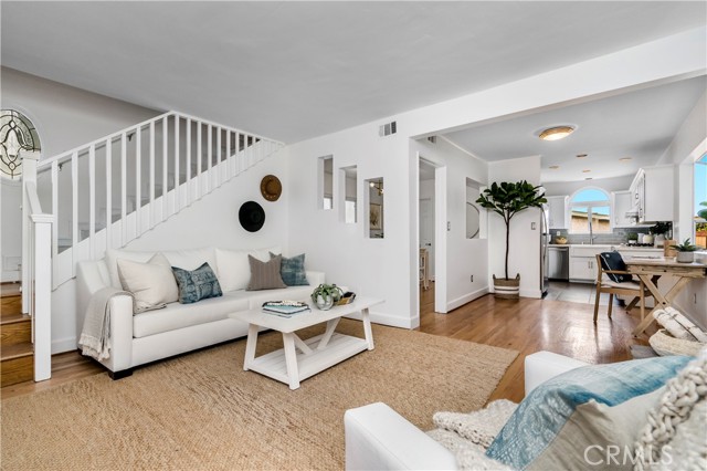 1506 Harper Avenue, Redondo Beach, California 90278, 4 Bedrooms Bedrooms, ,1 BathroomBathrooms,Residential,Sold,Harper,SB21222844