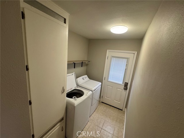 Detail Gallery Image 14 of 31 For 10315 Gienke Ln, Santee,  CA 92071 - 3 Beds | 2 Baths