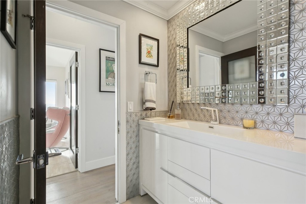 2e6a6758 8384 4cc3 814b 7c41842125a5