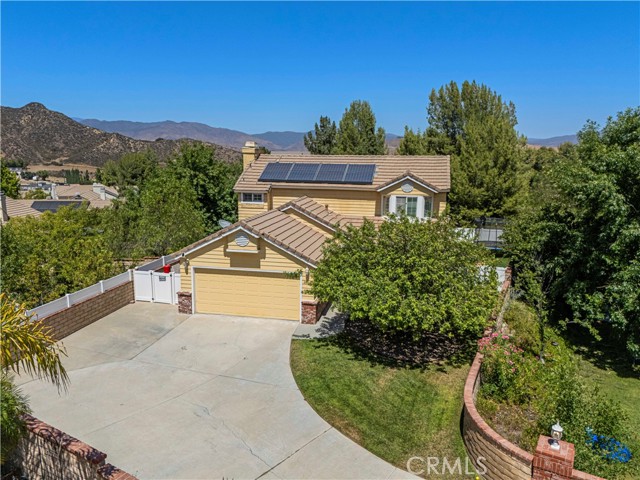 28519 Forest Meadow Place, Castaic CA: https://media.crmls.org/medias/2e6ab252-9861-43d8-8af7-6f9723dc1c4e.jpg