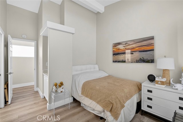 Detail Gallery Image 17 of 32 For 1630 Del Mar, Laguna Beach,  CA 92651 - 2 Beds | 3/1 Baths