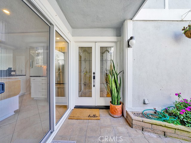 3512 Bravata Drive, Huntington Beach CA: https://media.crmls.org/medias/2e6b7116-99b0-4cc7-97d7-3e9676a0a520.jpg