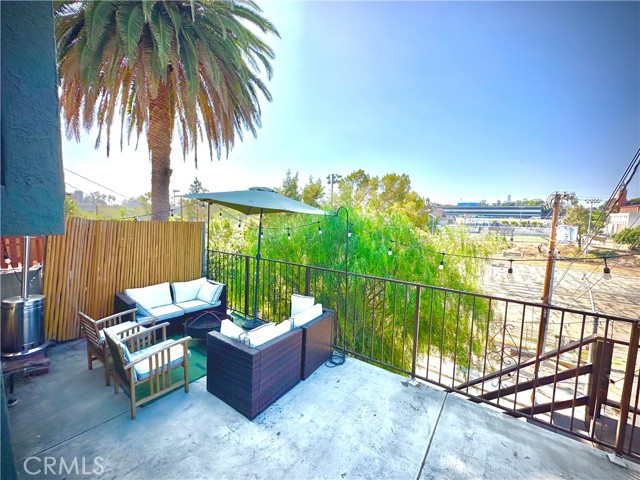 Detail Gallery Image 24 of 28 For 950 S Mott St, Los Angeles,  CA 90023 - 4 Beds | 1 Baths