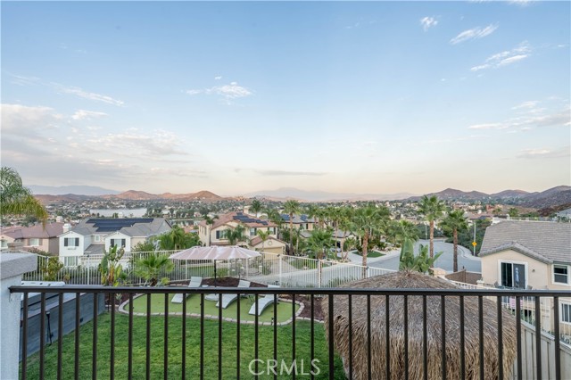 Detail Gallery Image 2 of 36 For 27 via Palmieki Ct, Lake Elsinore,  CA 92532 - 5 Beds | 5 Baths