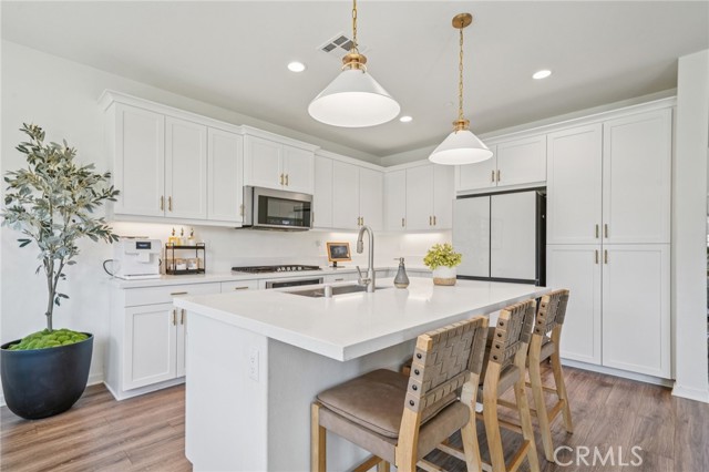 Detail Gallery Image 16 of 68 For 28331 Harvest Gold Ct, Menifee,  CA 92584 - 4 Beds | 3 Baths