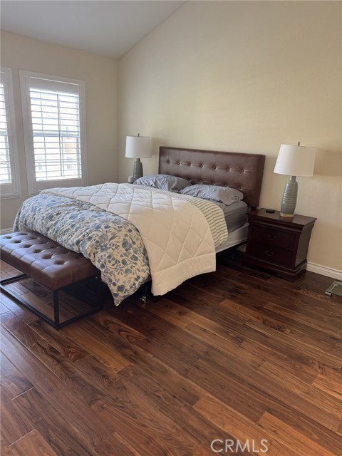 5 Arese Aisle, Irvine CA: https://media.crmls.org/medias/2e6cd9ca-4023-412c-95d2-b8ea9a56d3c2.jpg