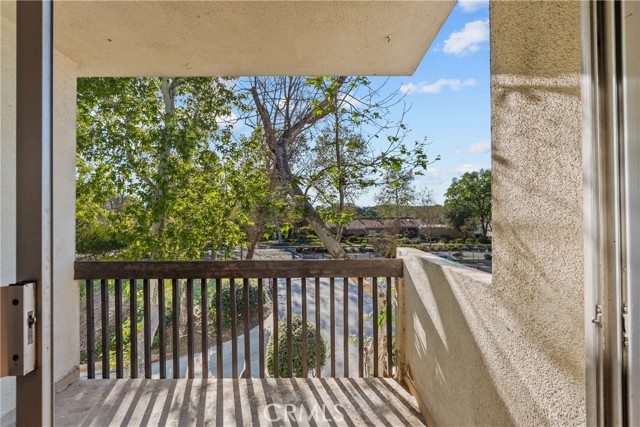 Detail Gallery Image 19 of 36 For 23515 Lyons Ave #S7,  Valencia,  CA 91355 - 1 Beds | 1 Baths