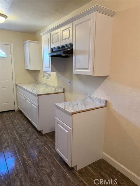 Detail Gallery Image 8 of 19 For 1318 Washington Avenue, Bakersfield,  CA 93308 - 3 Beds | 1/1 Baths