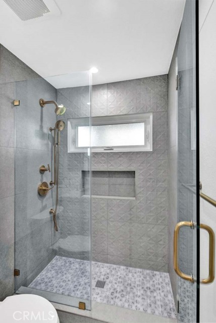 Detail Gallery Image 29 of 65 For 804 Gardenia, Corona Del Mar,  CA 92625 - 2 Beds | 2 Baths