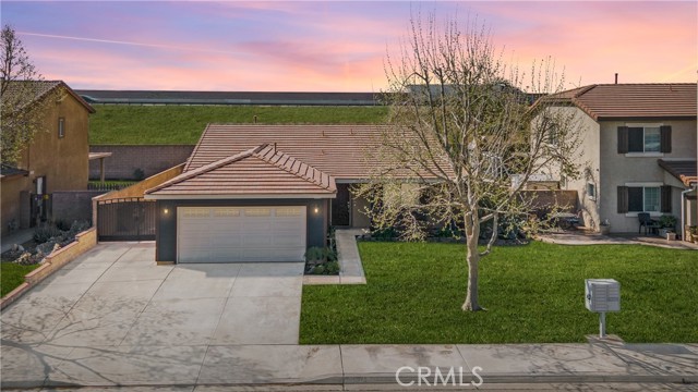 15373 Brant Dr, Fontana, CA 92336