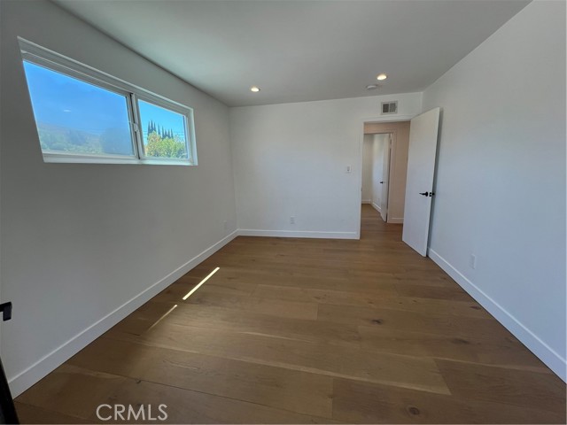 Detail Gallery Image 34 of 47 For 1863 Burleson, Thousand Oaks,  CA 91360 - 5 Beds | 2/1 Baths