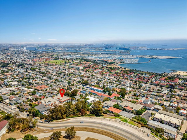 711 W 33rd Street, San Pedro CA: https://media.crmls.org/medias/2e711d5f-16c2-4f5e-85f3-c4a5dc70a261.jpg