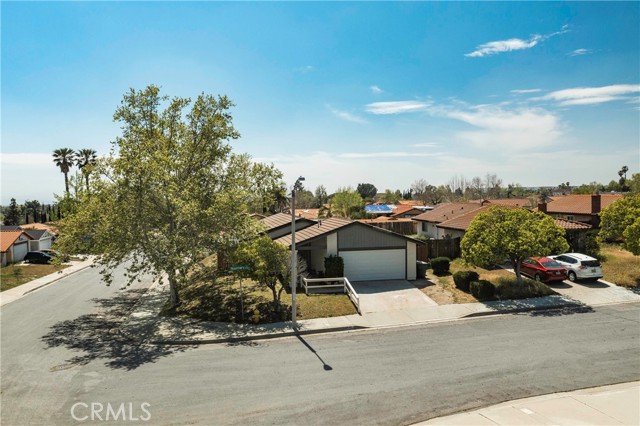 2445 Rosemary Ln, San Bernardino, CA 92407