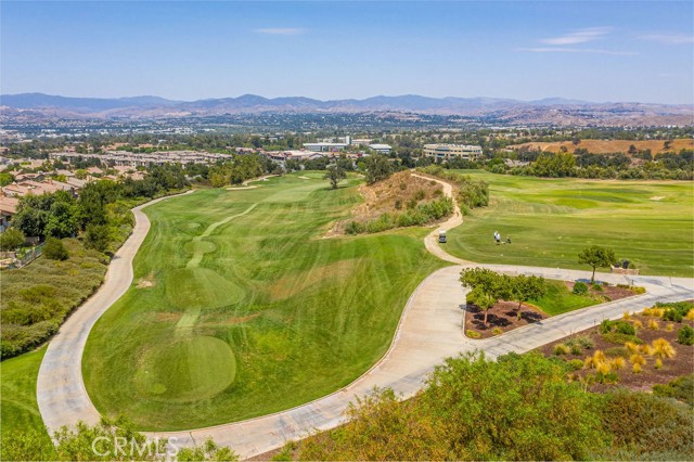 26941 Redwood Bluff Lane, Valencia CA: https://media.crmls.org/medias/2e71a192-6d73-4cf1-ae4f-4c9237bfaa95.jpg